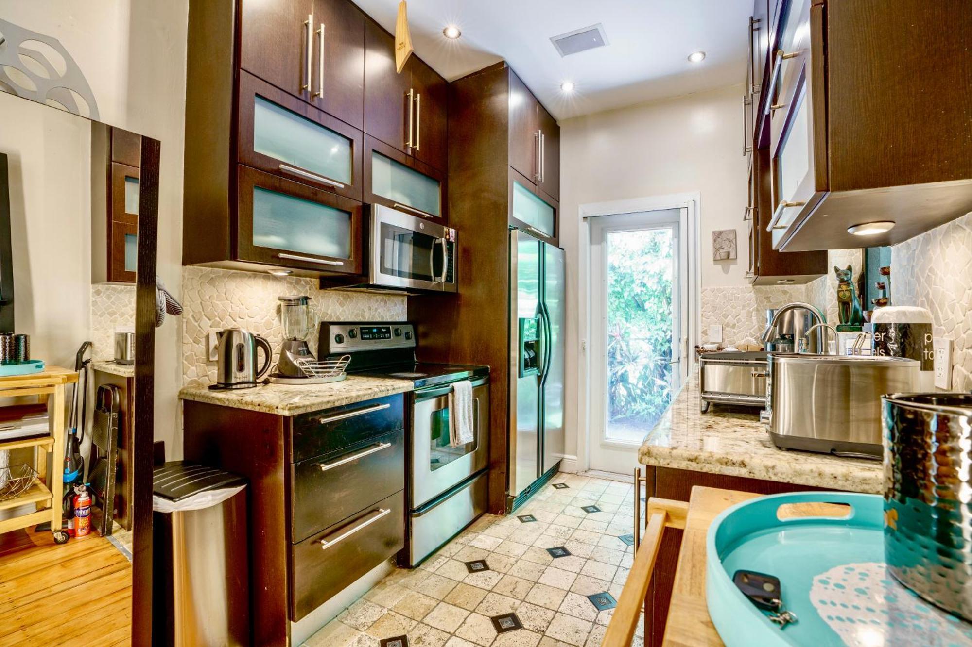 Entire Private Beautiful 2 Bedroom Plus Den House With Gated Front&Back Yard And Free Parking 10Min Drive To Miami Beach Exterior foto